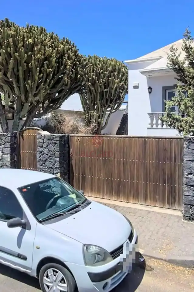 Vista exterior de Casa o chalet en venta en Teguise con Terraza
