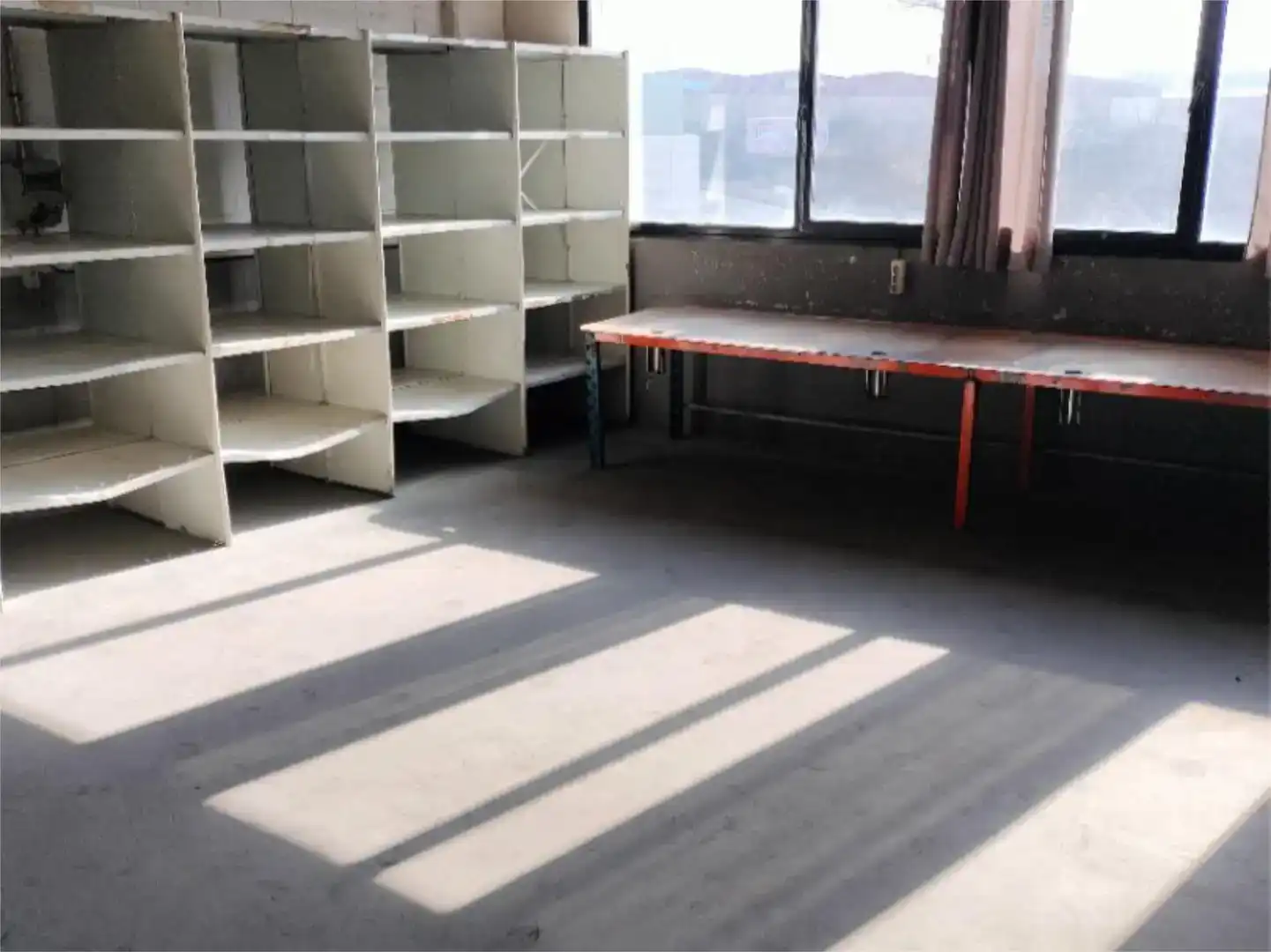 Nau industrial de lloguer en Vitoria - Gasteiz