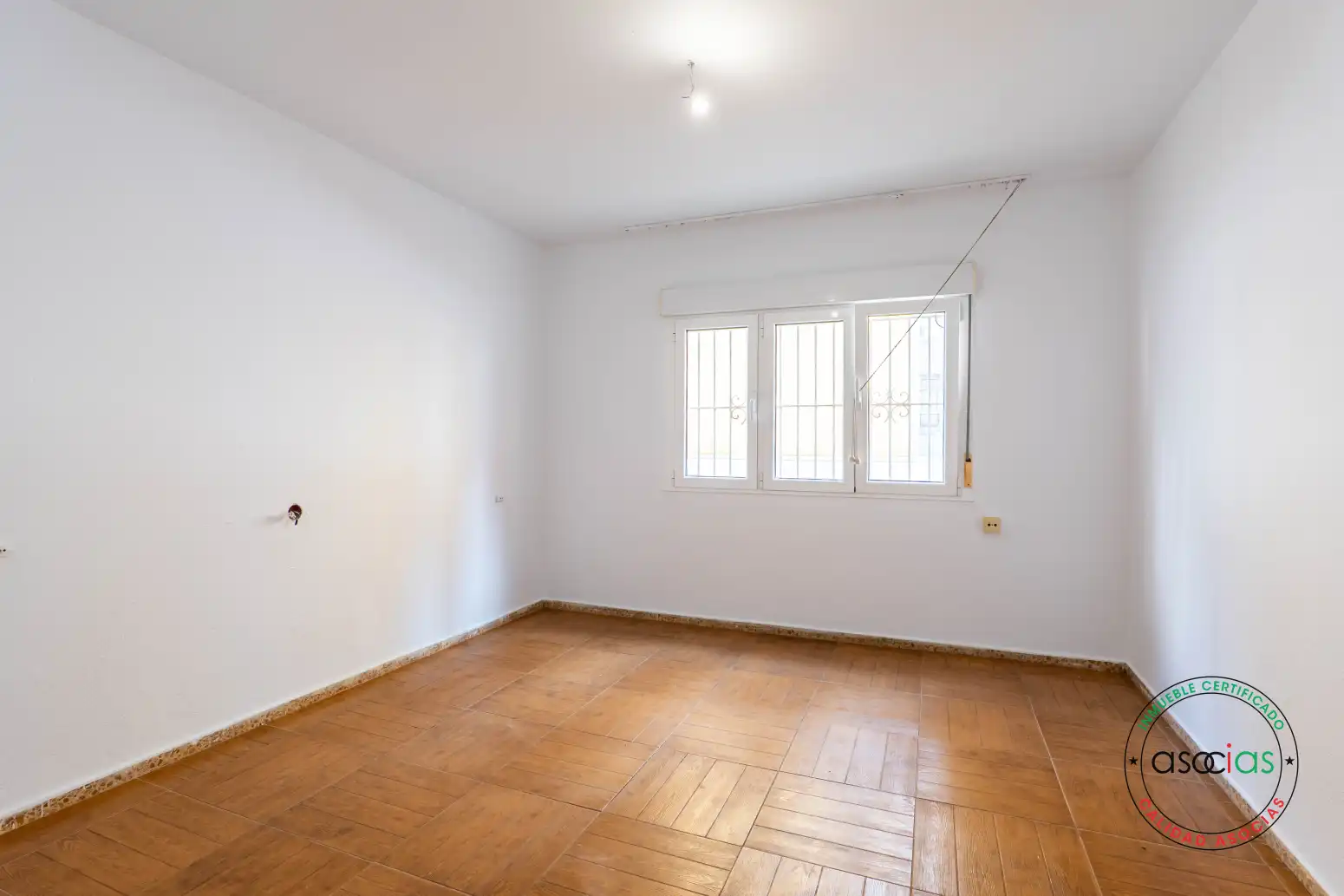 Schlafzimmer von Wohnung zum Verkauf in Gijón  mit Heizung, Parkett und Balkon