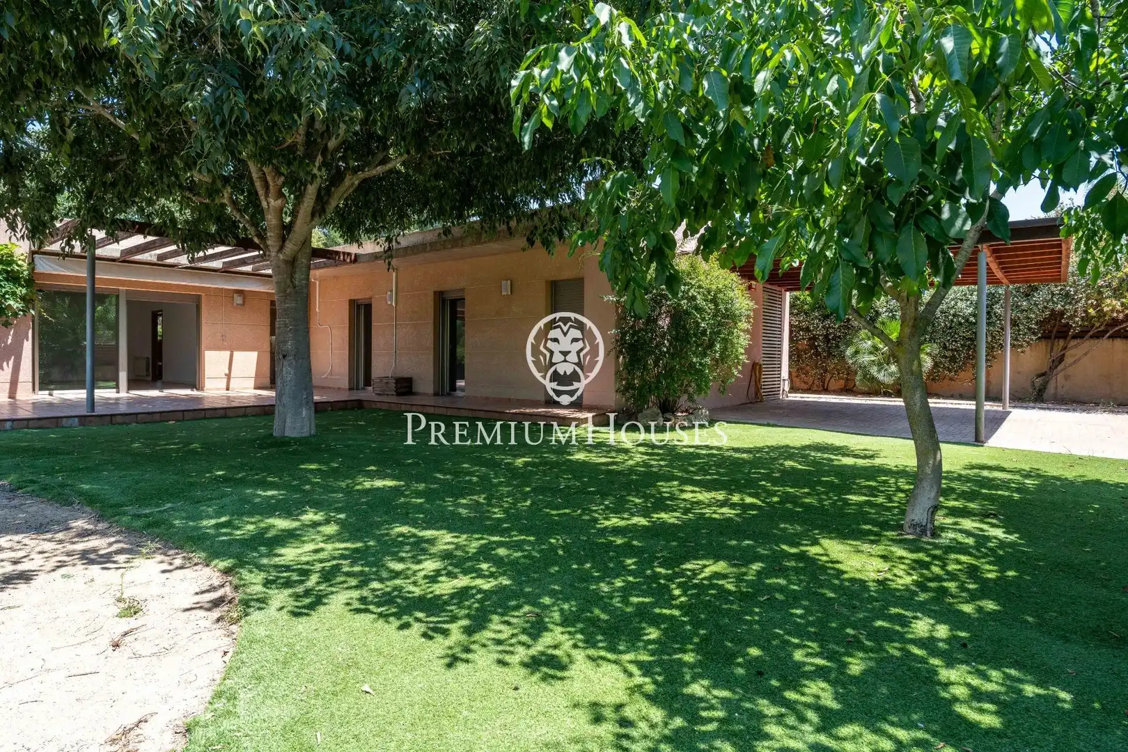 Vista exterior de Casa o chalet en venta en El Catllar  con Aire acondicionado, Calefacción y Jardín privado