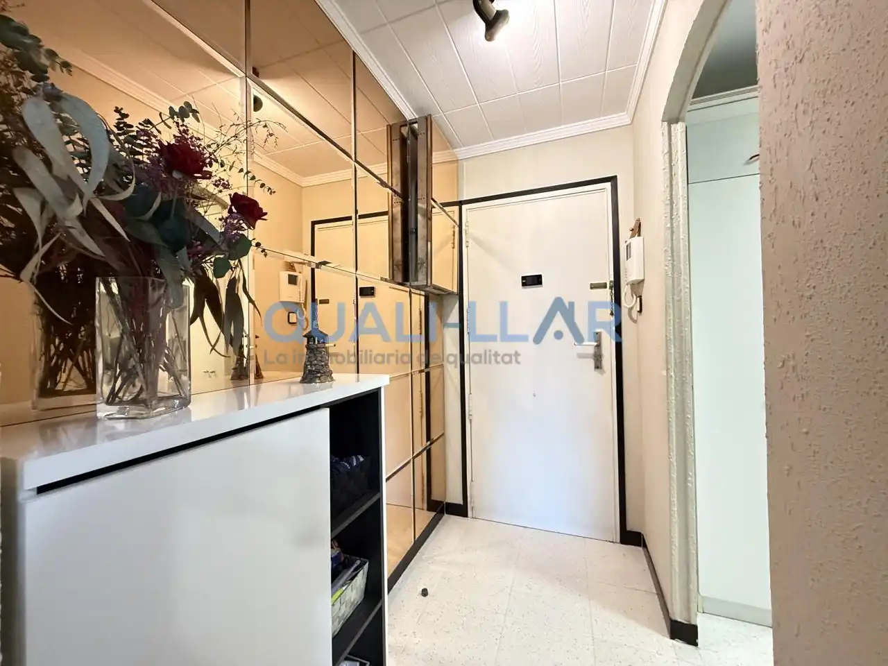 Piso en venta en Esplugues de Llobregat con Calefacción y Balcón