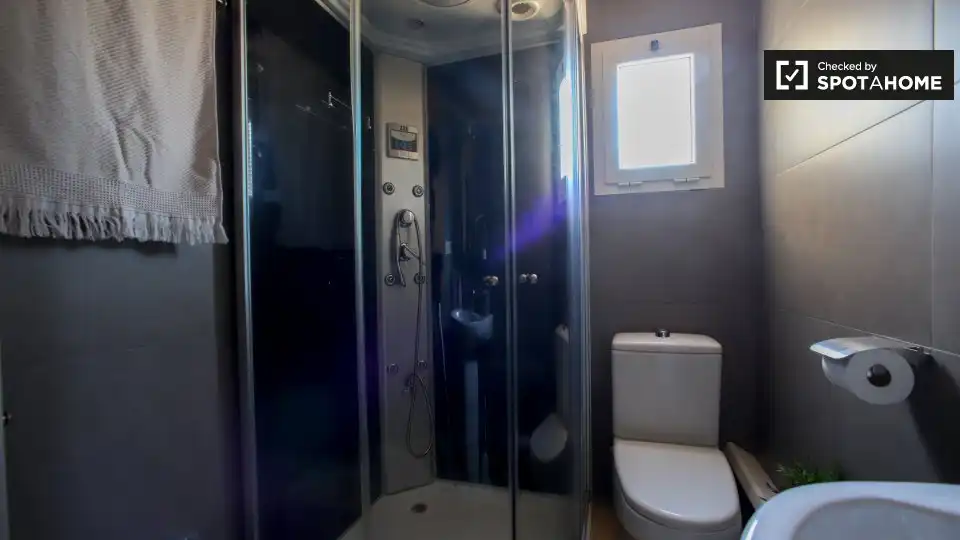 Room in Els Orriols
