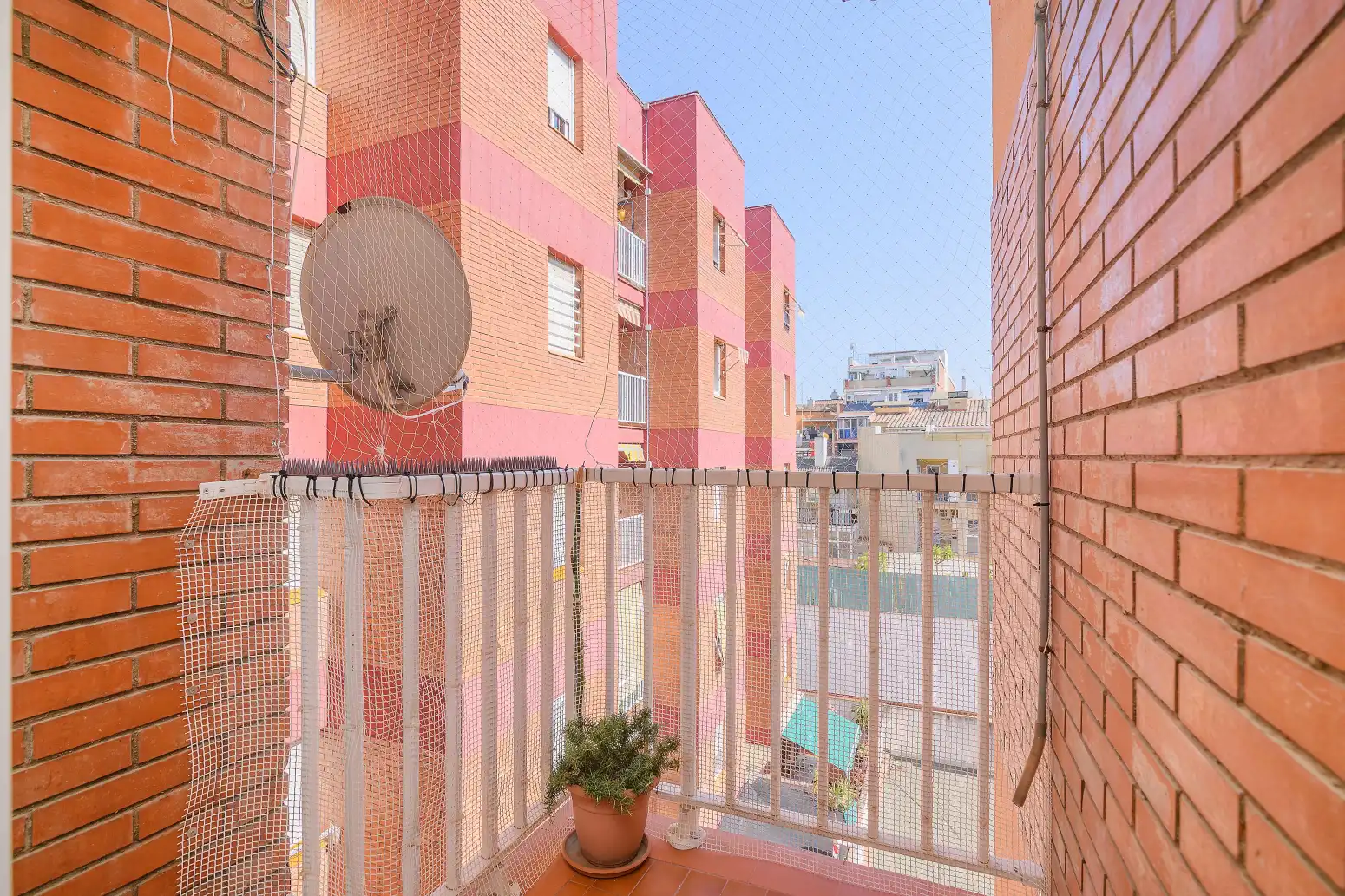 Terrassa de Pis en venda en Sant Boi de Llobregat amb Aire condicionat i Balcó