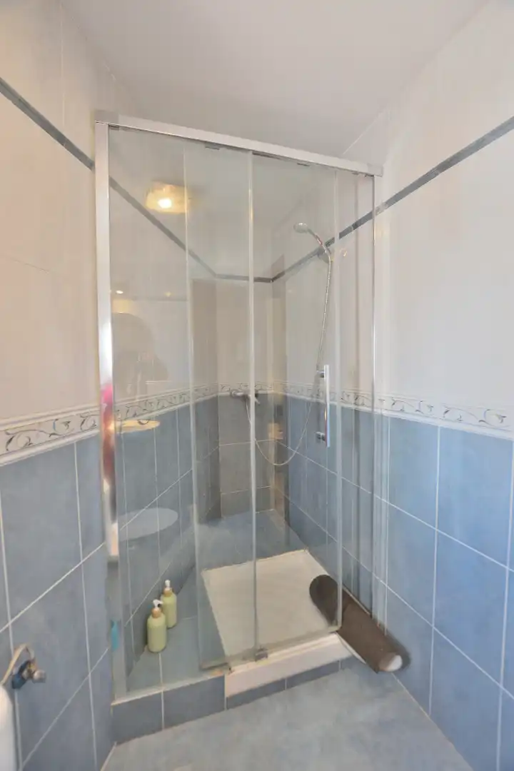 Bany de Casa adosada en venda en Ronda amb Terrassa, Piscina i Balcó