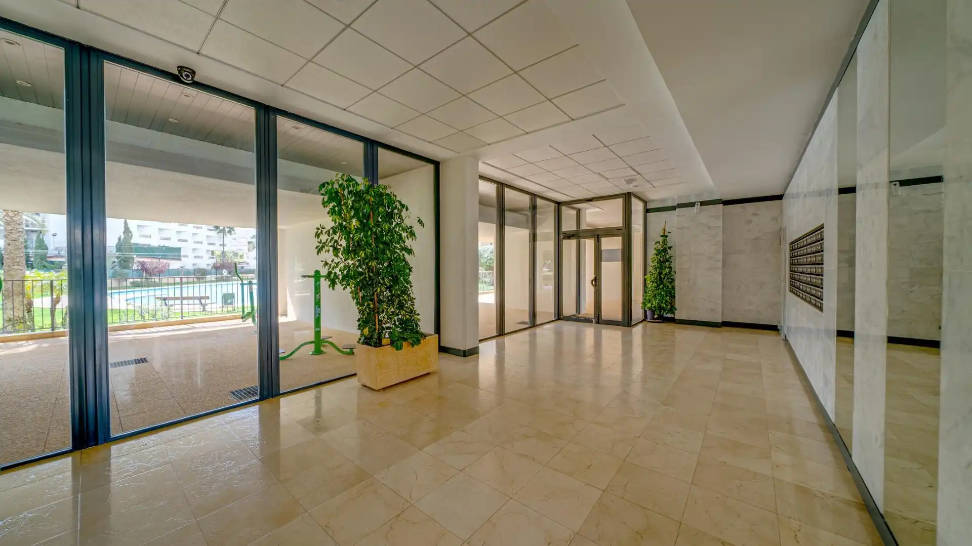Apartament amb terrassa en venda a Avenida DERRAMADOR, imagen 42