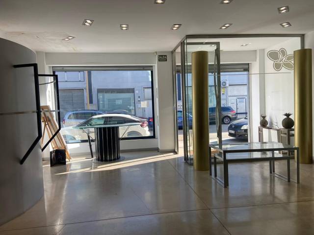 Nave industrial en Alquiler en Palmete