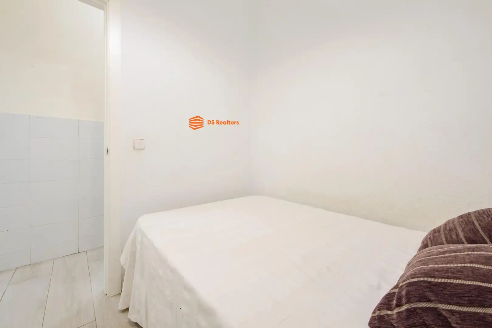 Bedroom of Flat for sale in Madrid  with Heating and Furnished