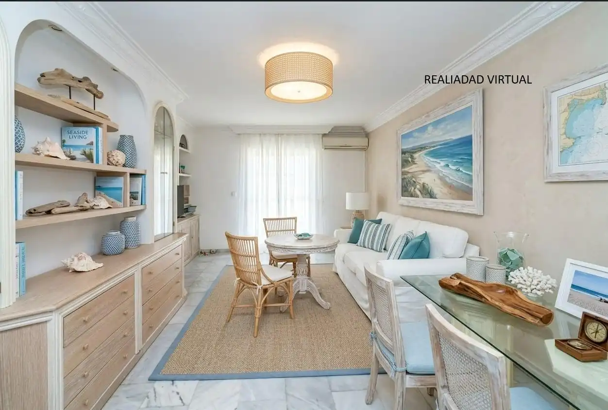 Wohnzimmer von Einfamilien-Reihenhaus zum Verkauf in Bormujos