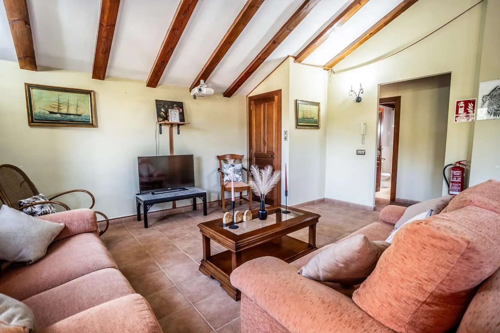 Sala d'estar de Casa o xalet en venda en Pedralba amb Aire condicionat, Calefacció i Jardí privat