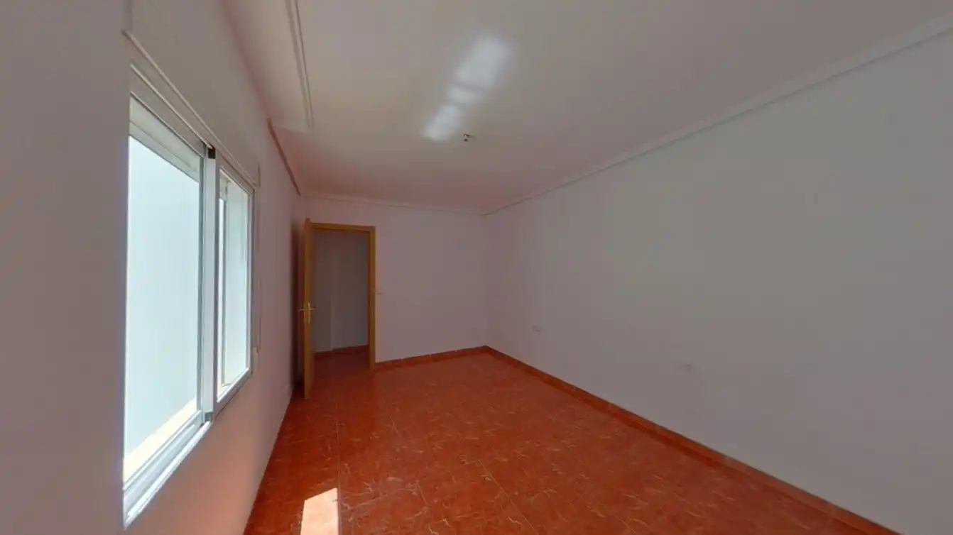 Flat with lift for sale in C/ Pedro Cabanes, imagen 11