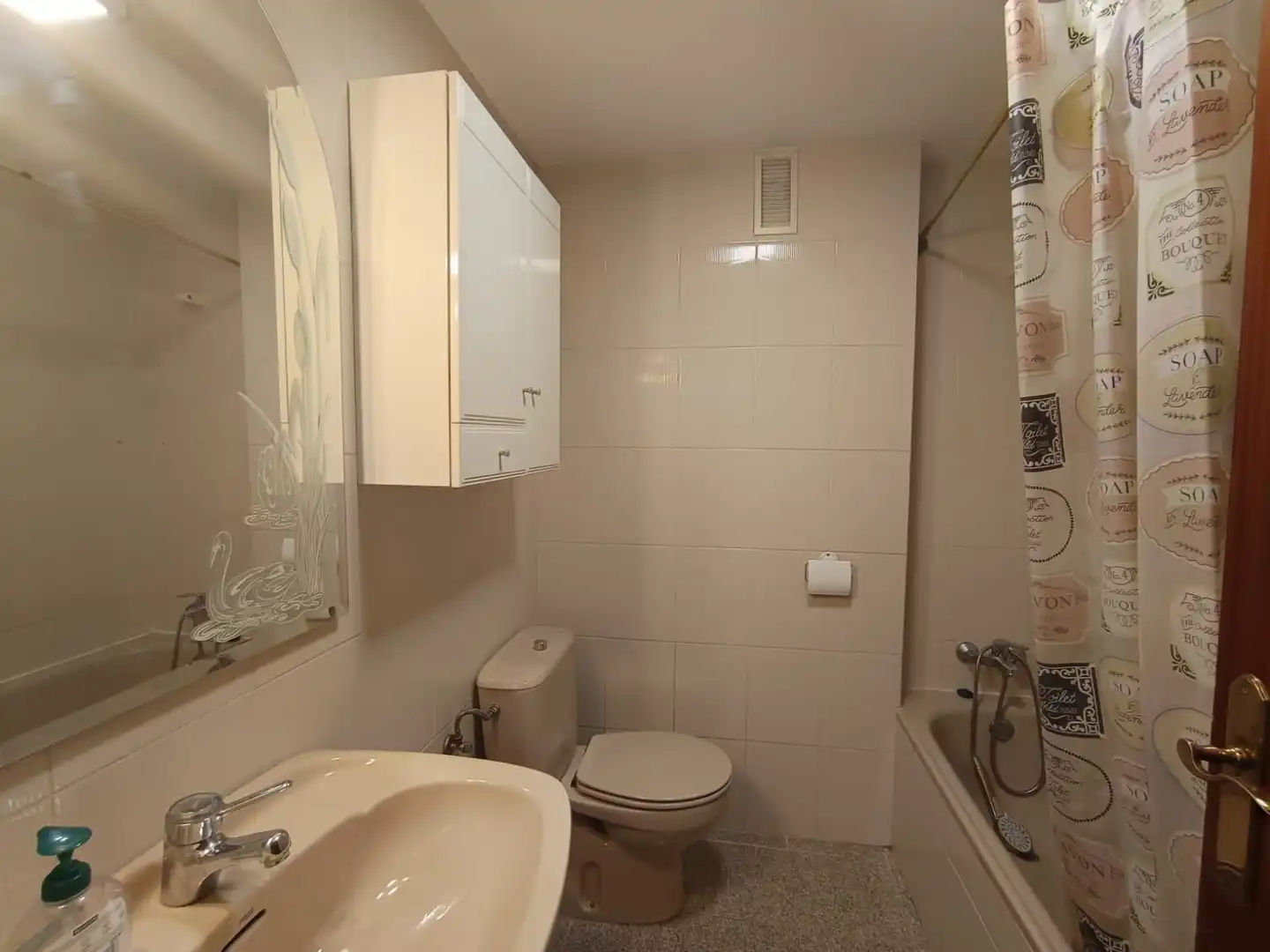 Baño de Piso en venta en Huesca con Aire acondicionado, Calefacción y Trastero