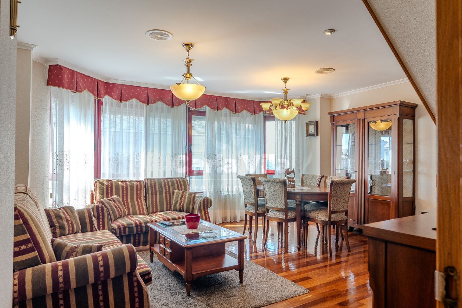 Sala de estar de Dúplex en venta en Lugo Capital con Calefacción, Parquet y Trastero