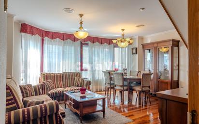 Living room of Duplex for sale in Lugo Capital  with Heating, Parquet flooring and Storage room