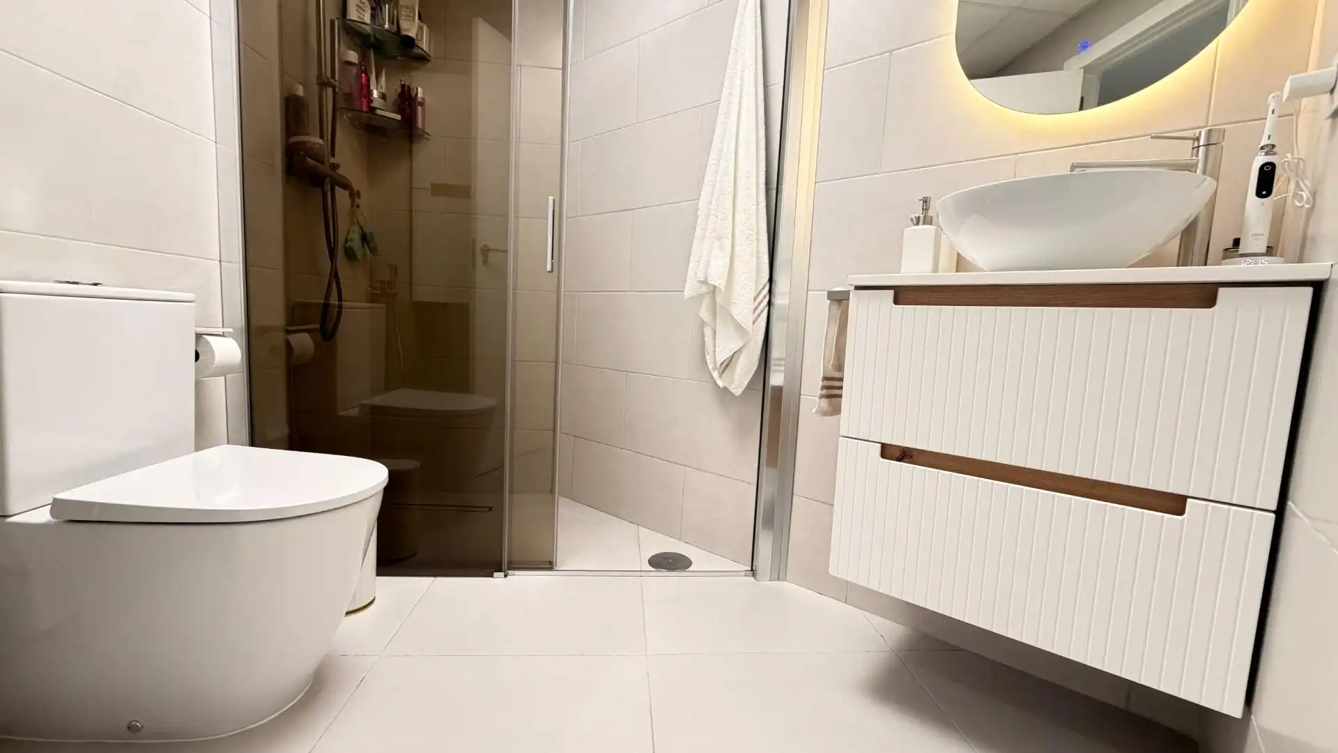 Bathroom of Apartments for sale in Elche ciudad