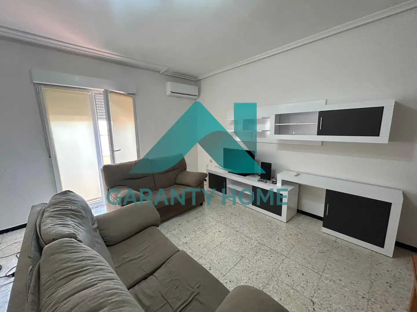 Flat for rent in Casco Antiguo