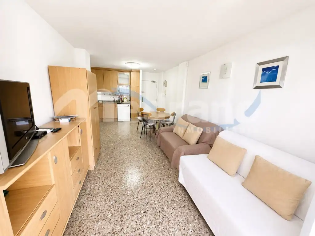 Apartment with pool for sale in Avenida Montecarlo, imagen 5