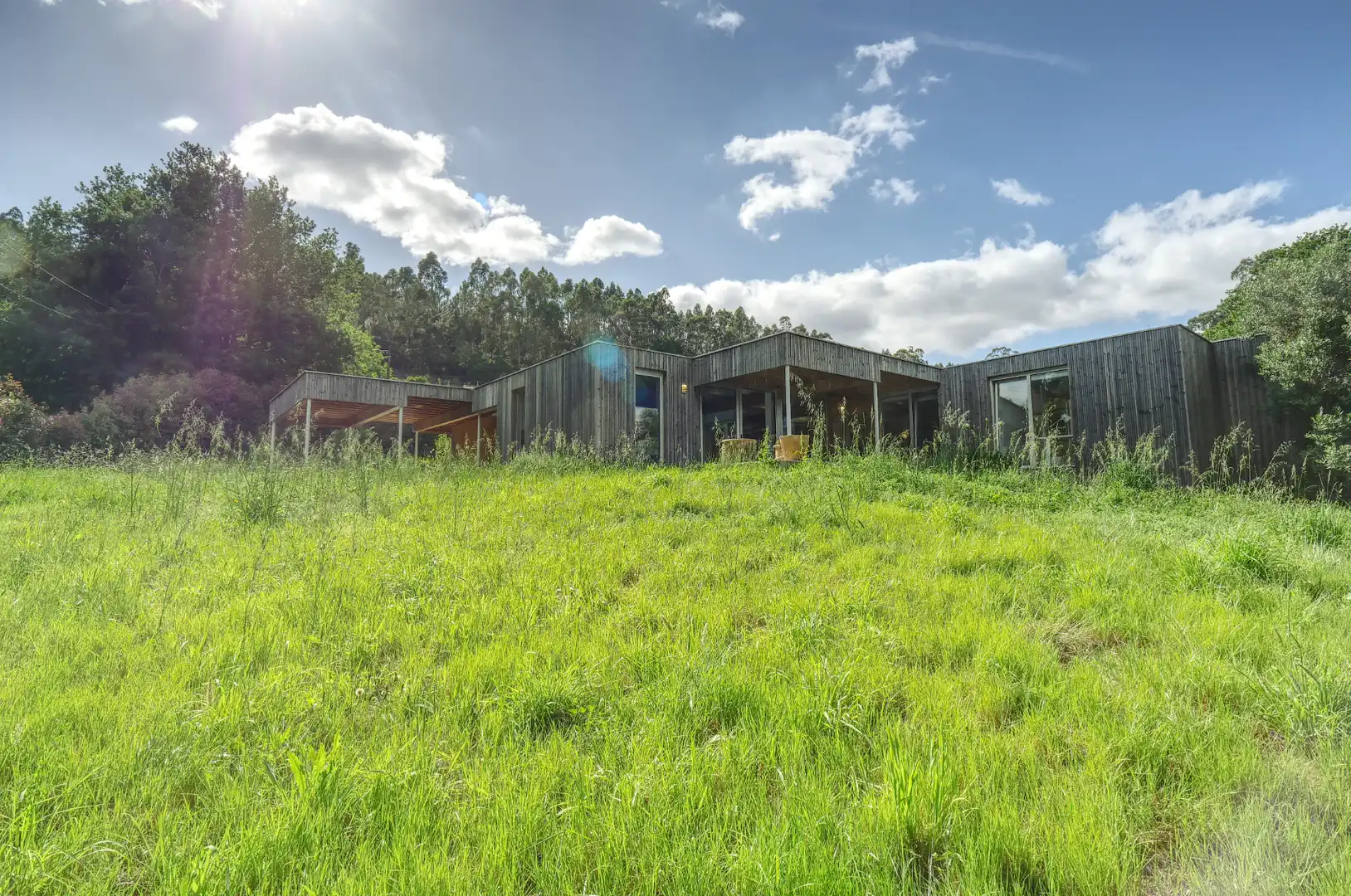Vista exterior de Casa o xalet en venda en Brión amb Aire condicionat, Calefacció i Jardí privat