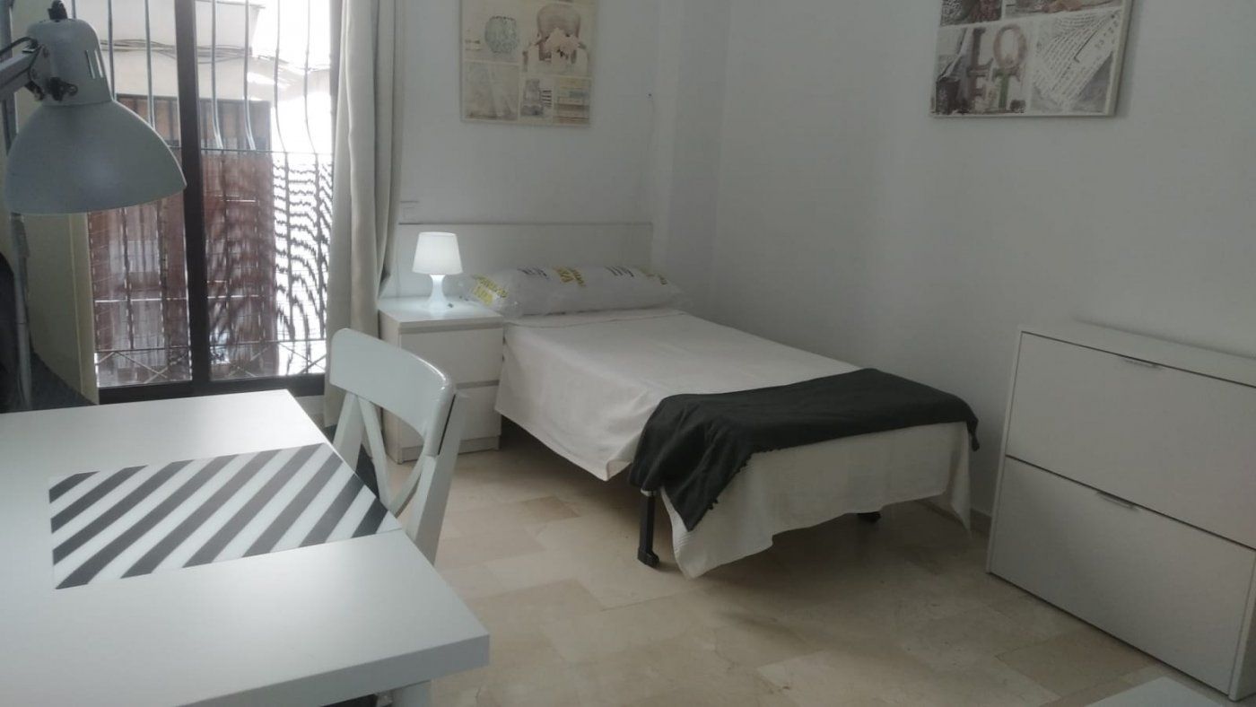 Bedroom of Study to rent in  Granada Capital  with Heating