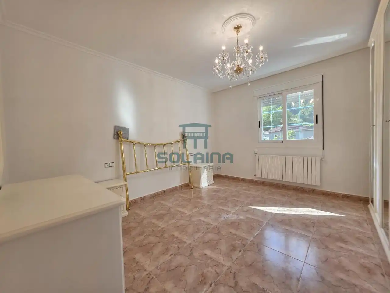 Habitación de Casa o chalet en venta en A Merca   con Calefacción, Jardín privado y Terraza