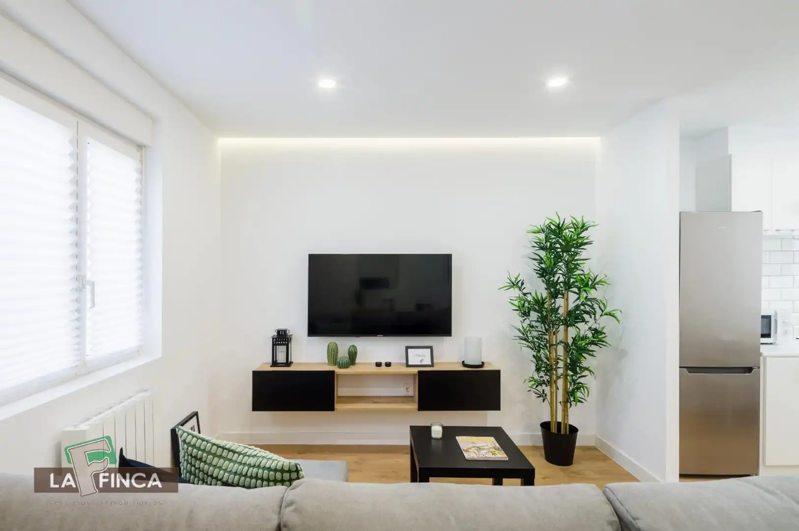 Wohnzimmer von Wohnung zum Verkauf in Oviedo  mit Heizung und Möbliert