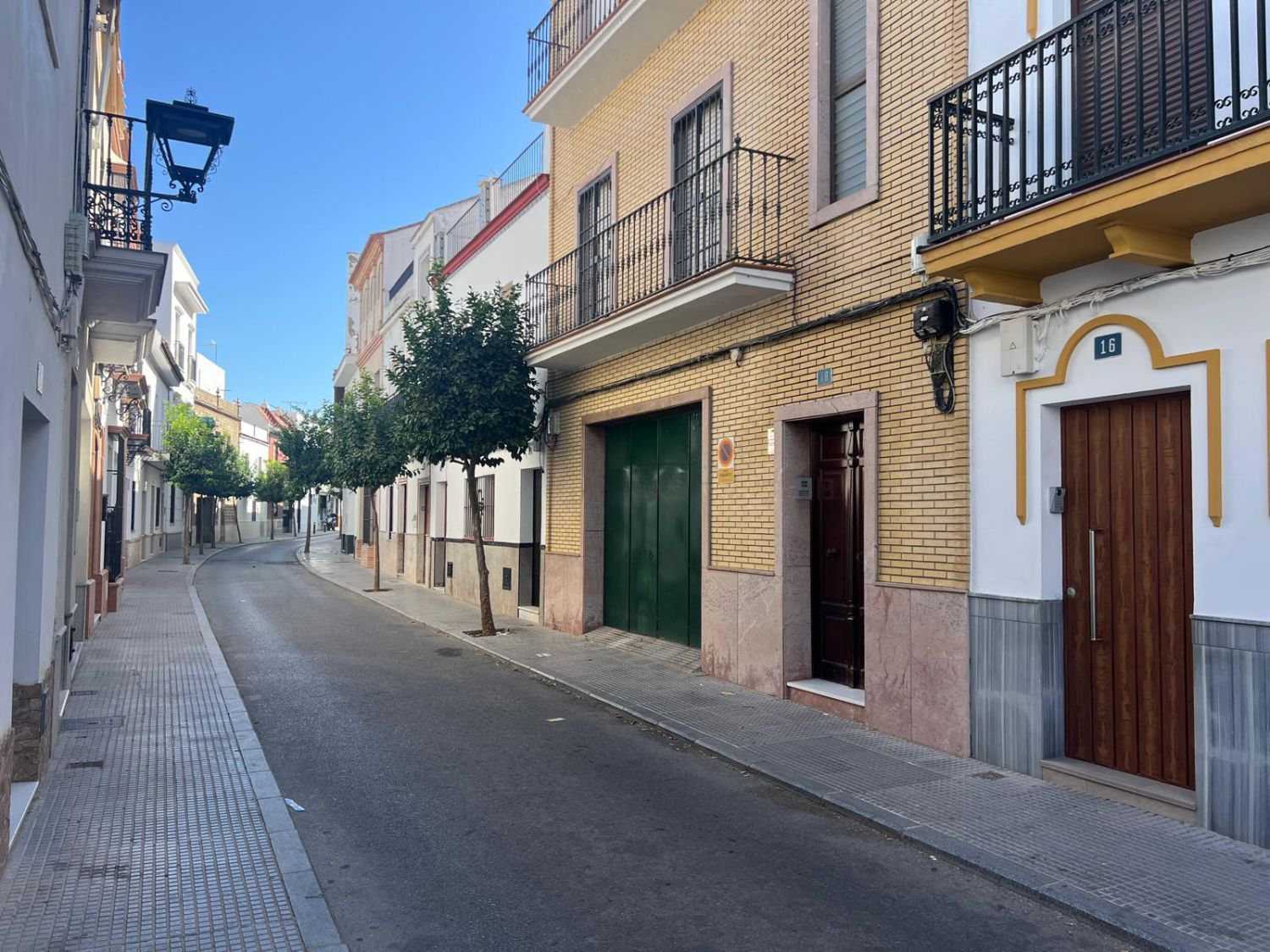 Exterior view of House or chalet for sale in Los Palacios y Villafranca