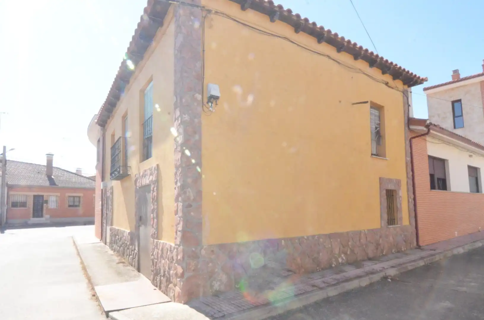Außenansicht von Country house zum Verkauf in Calzada de Valdunciel