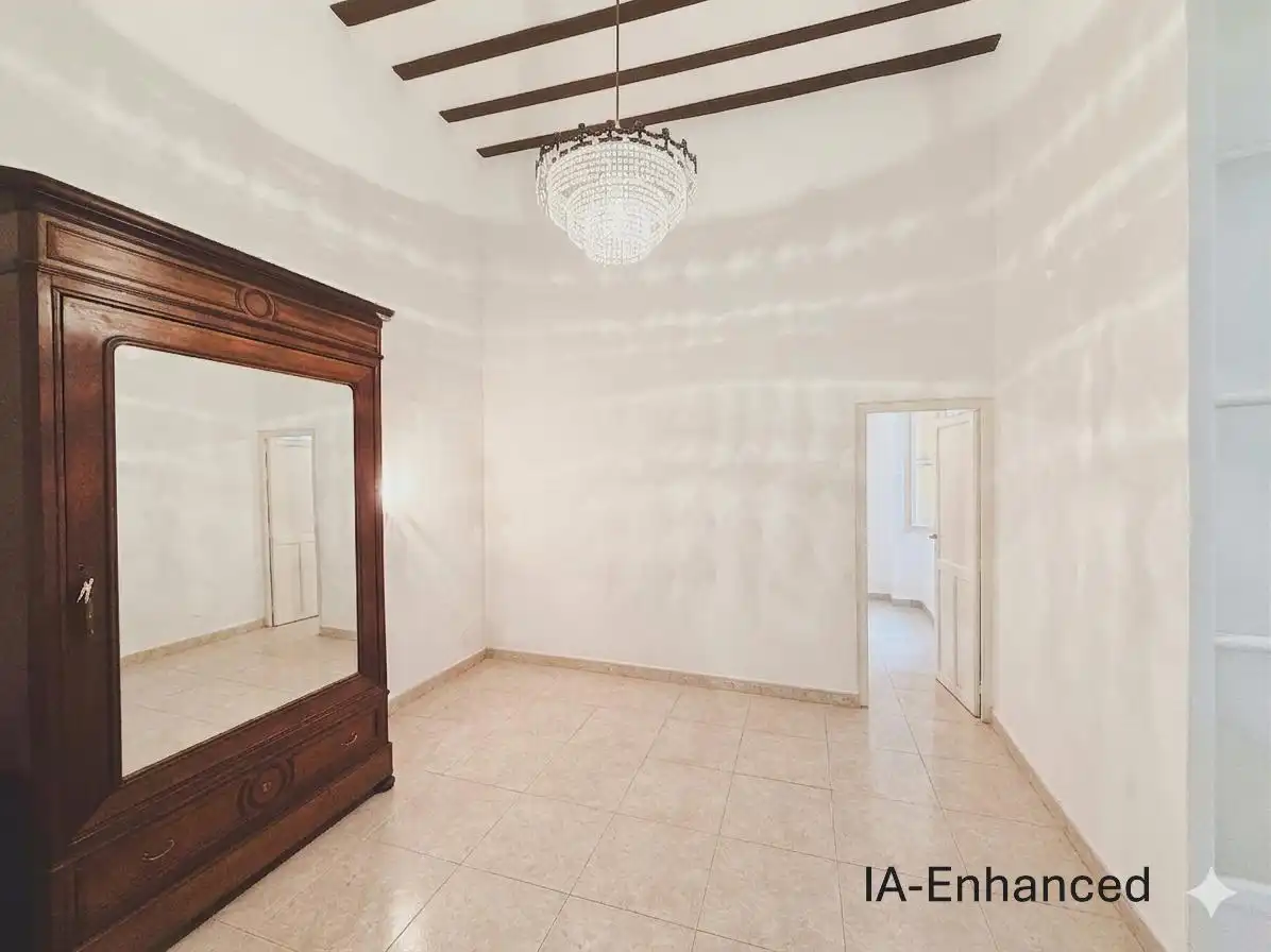 Piso en venta en Cádiz con Trastero y Balcón