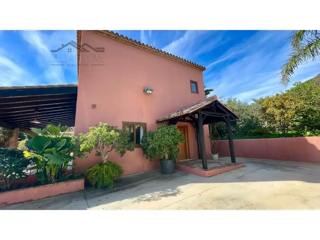Vista exterior de Casa o xalet en venda en Estepona