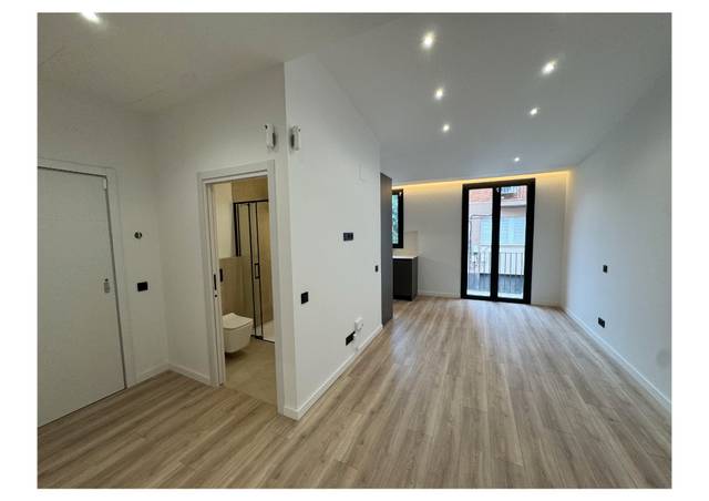 Ático en Venta en Carrer del Canonge Pibernat en Sants-Badal