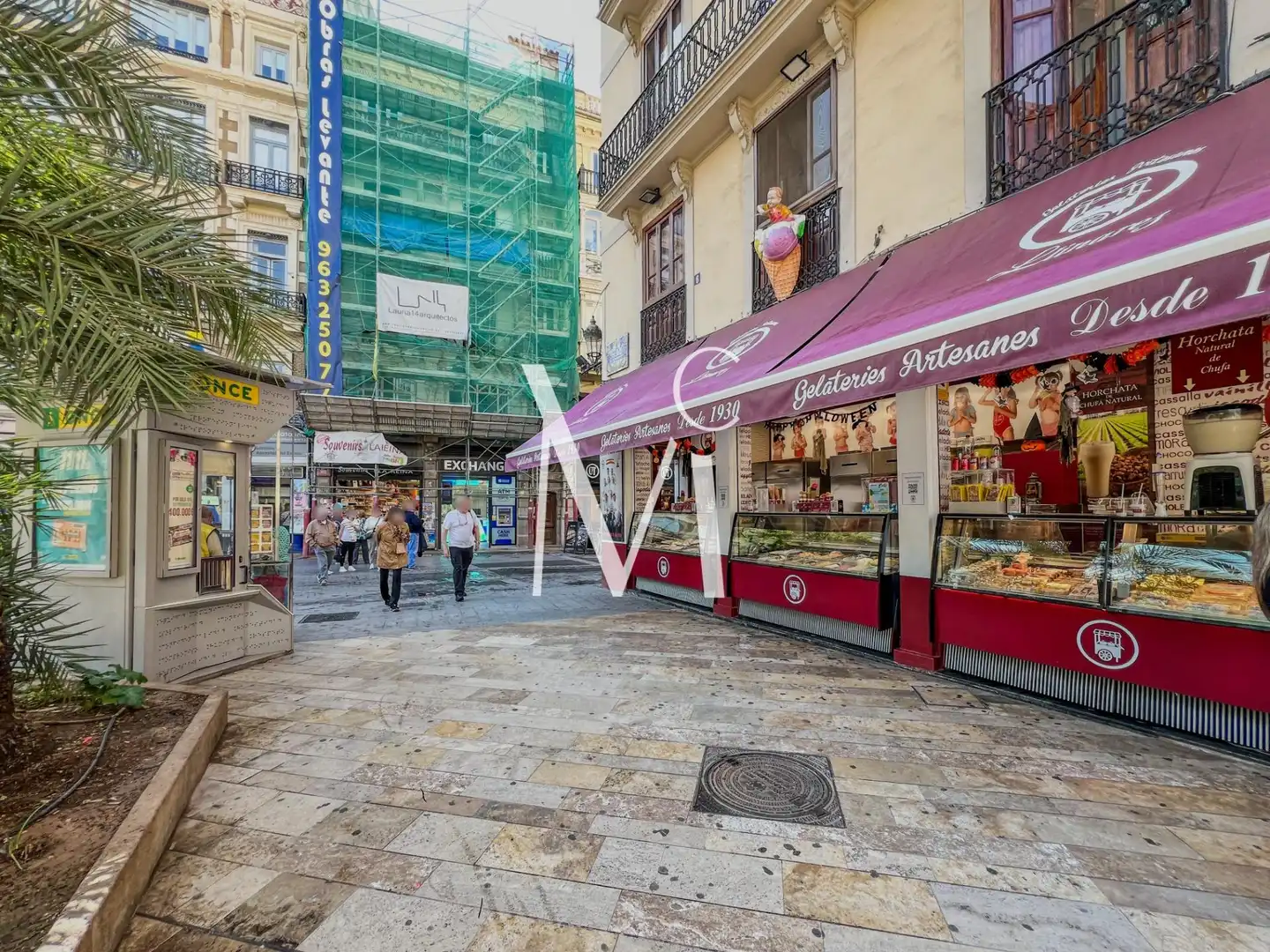 Vista exterior de Local de lloguer en Valencia