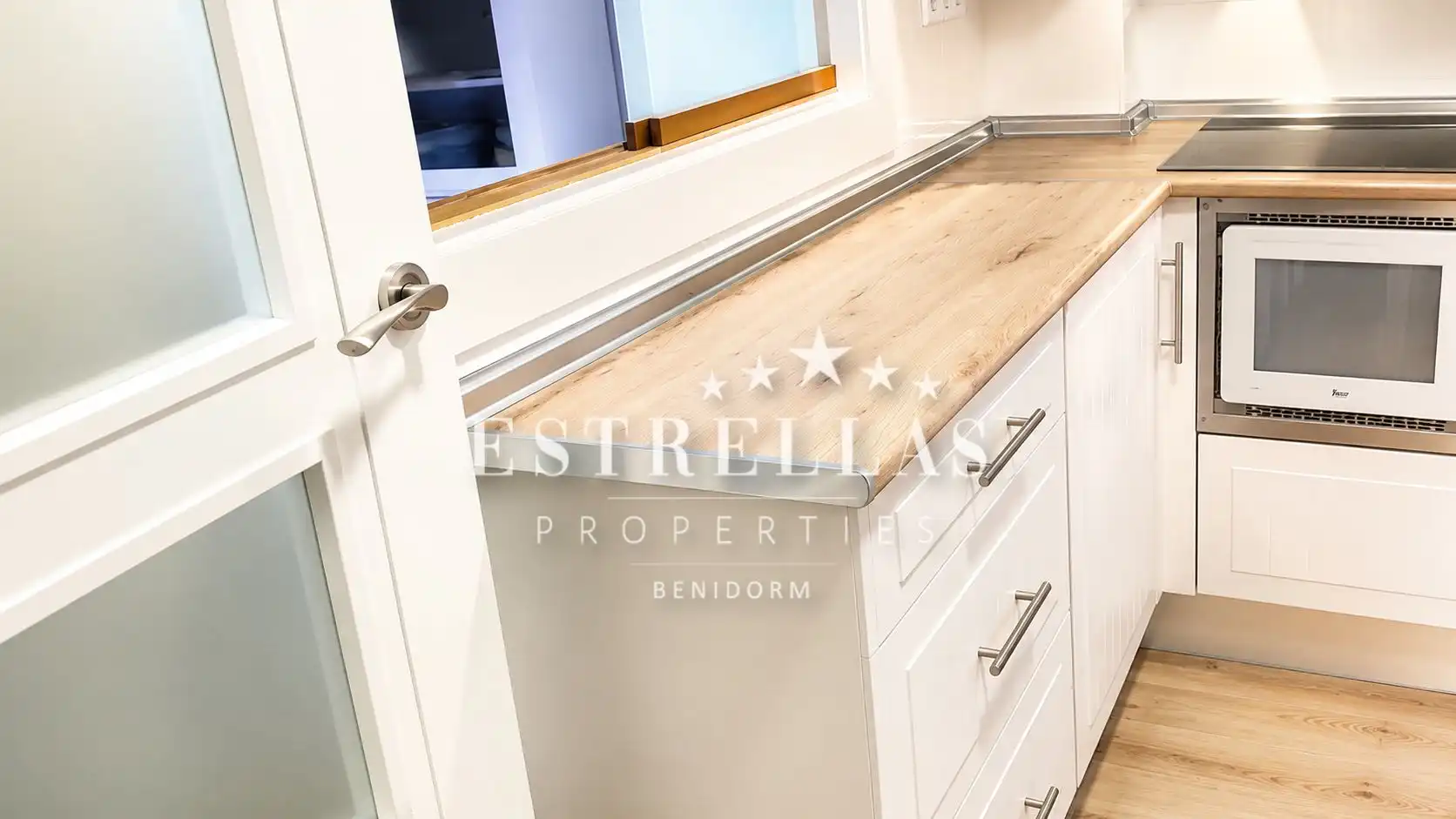 Kitchen of Apartments for sale in Benidorm  with Air Conditioner, Heating and Private garden
