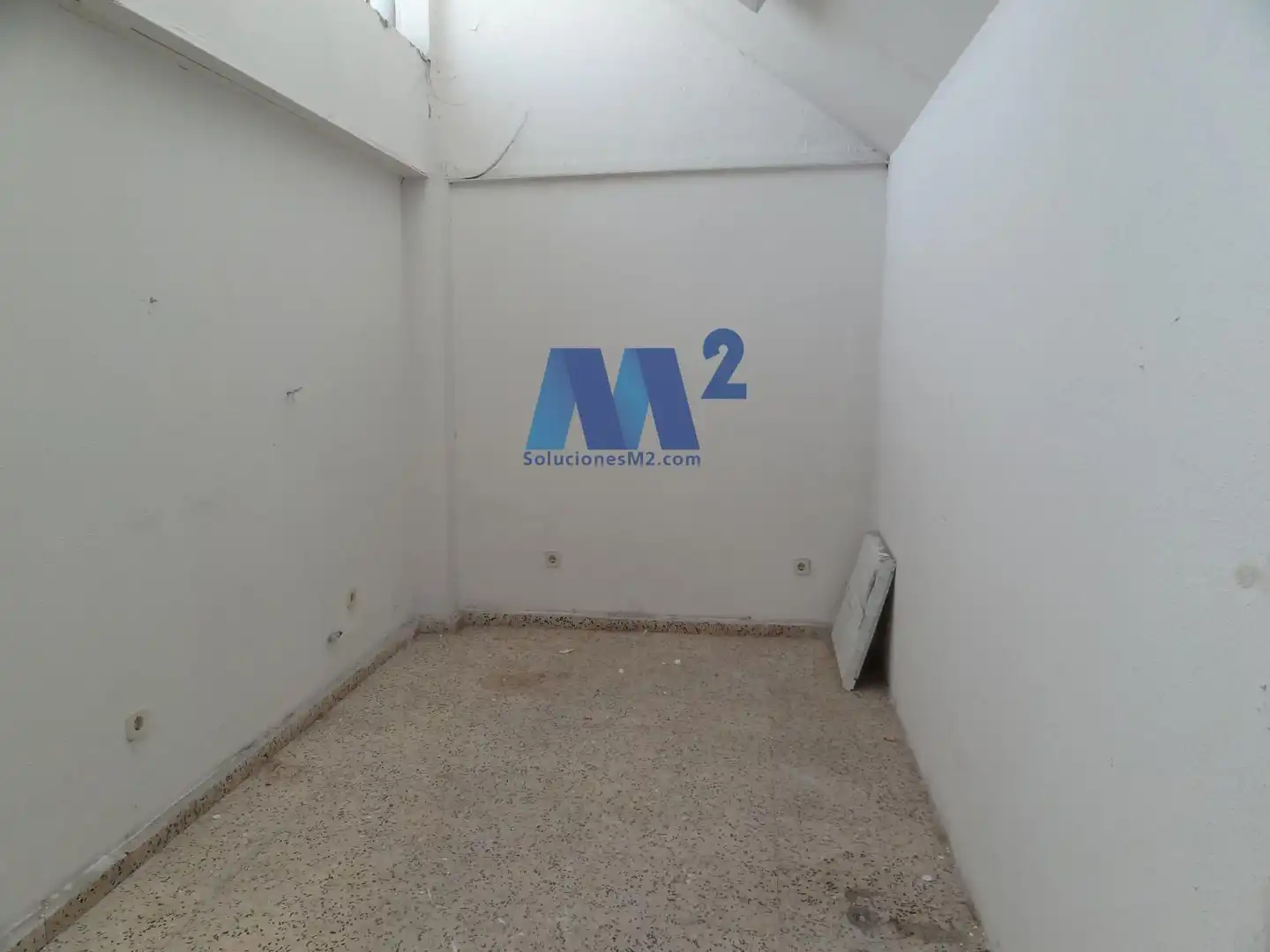 Fabrikhallen zur Miete in Coslada