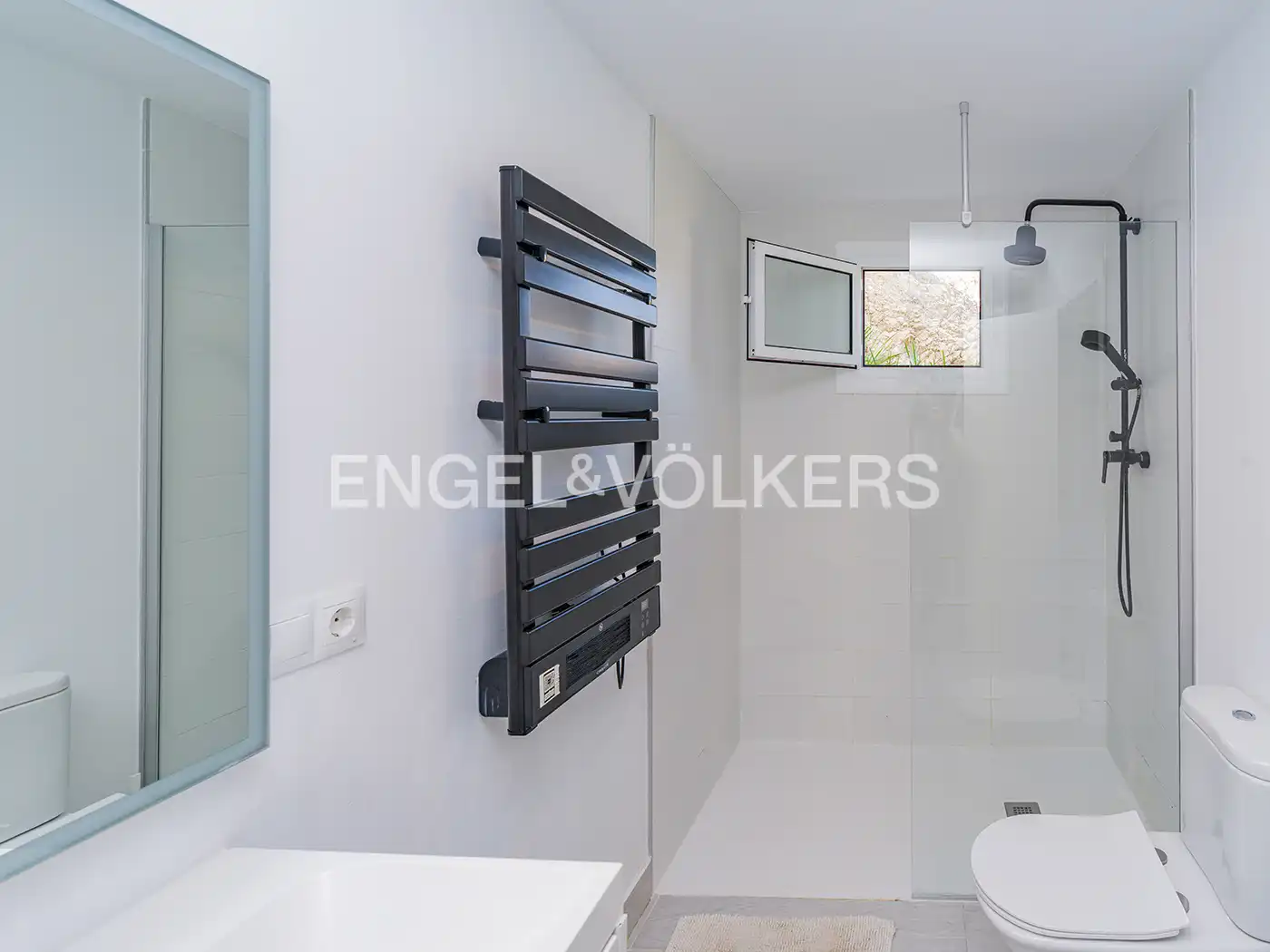 Bathroom of Houses for sale in Pueblo Acantilado - Lanuza