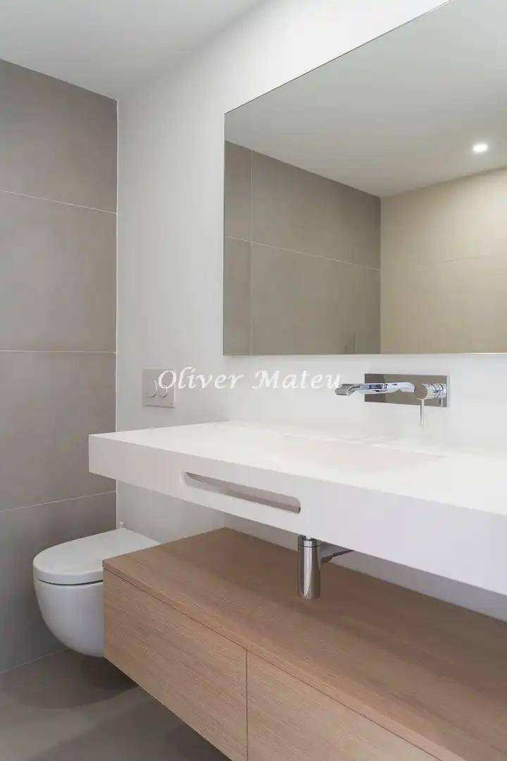 Bathroom of Flat for sale in  Palma de Mallorca  with Air Conditioner, Heating and Parquet flooring