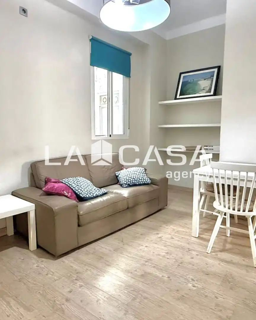 Sala d'estar de Pis en venda en Sevilla