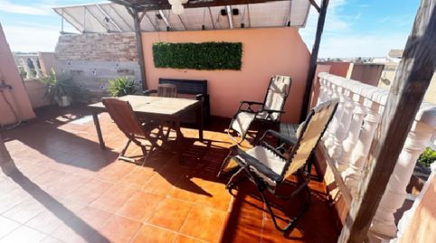 !CDATADúplex con Solárium, Vistas a la Laguna Rosa y Piscina en Torrevieja