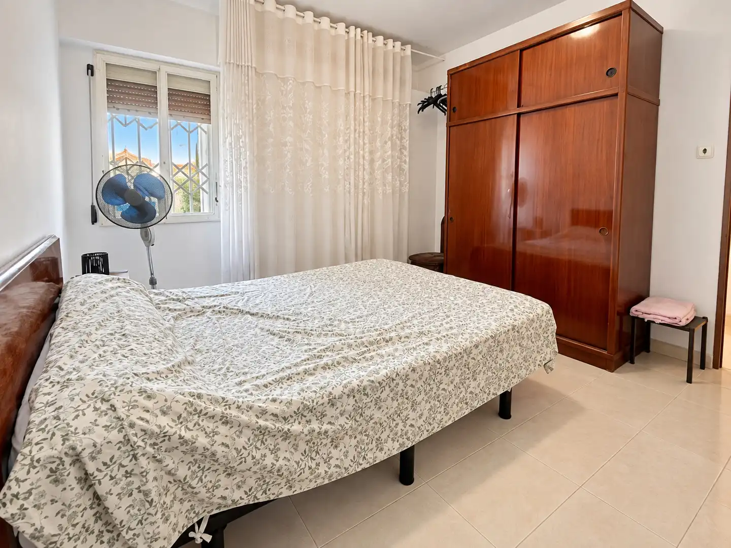 Bedroom of Flat for sale in Sagunto / Sagunt  with Terrace, Furnished and Oven