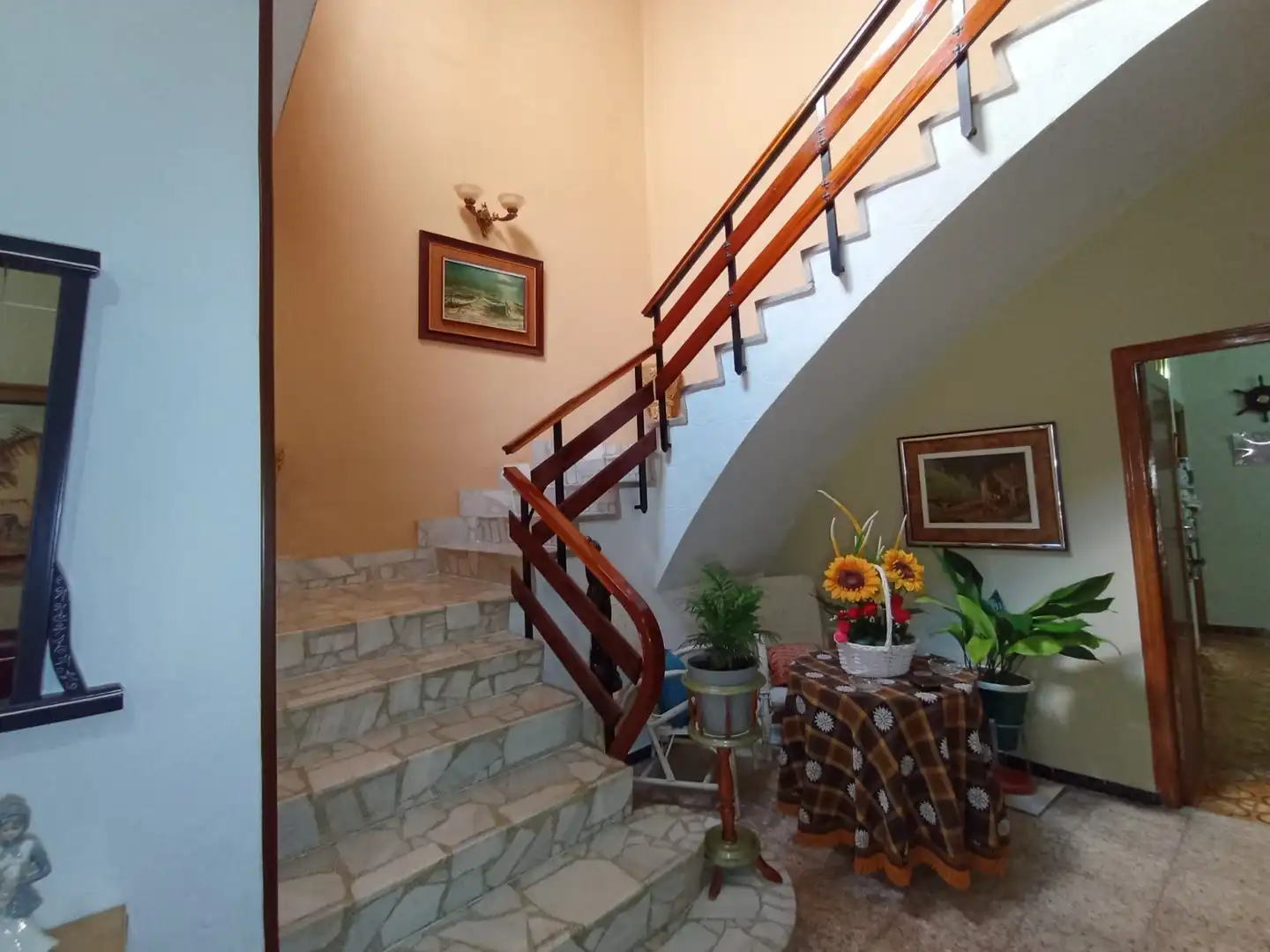 House with garden for sale in Calle Socuéllamos, imagen 4