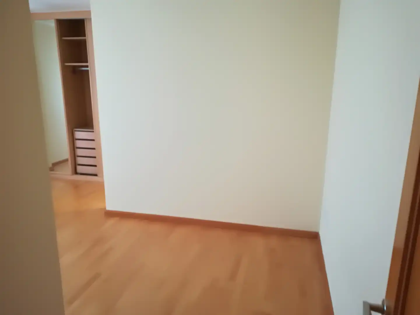 Dormitori de Pis de lloguer en Zaragoza amb Aire condicionat, Calefacció i Parquet