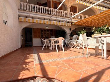 Bungalow amb balcó en venda a Santa Pola ciudad
