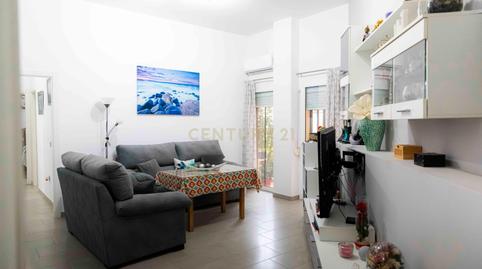 Foto 5 de Piso en venta en Av Constitucion 17(d) Residencial Gallardo Campill, 17, Campillos, Málaga