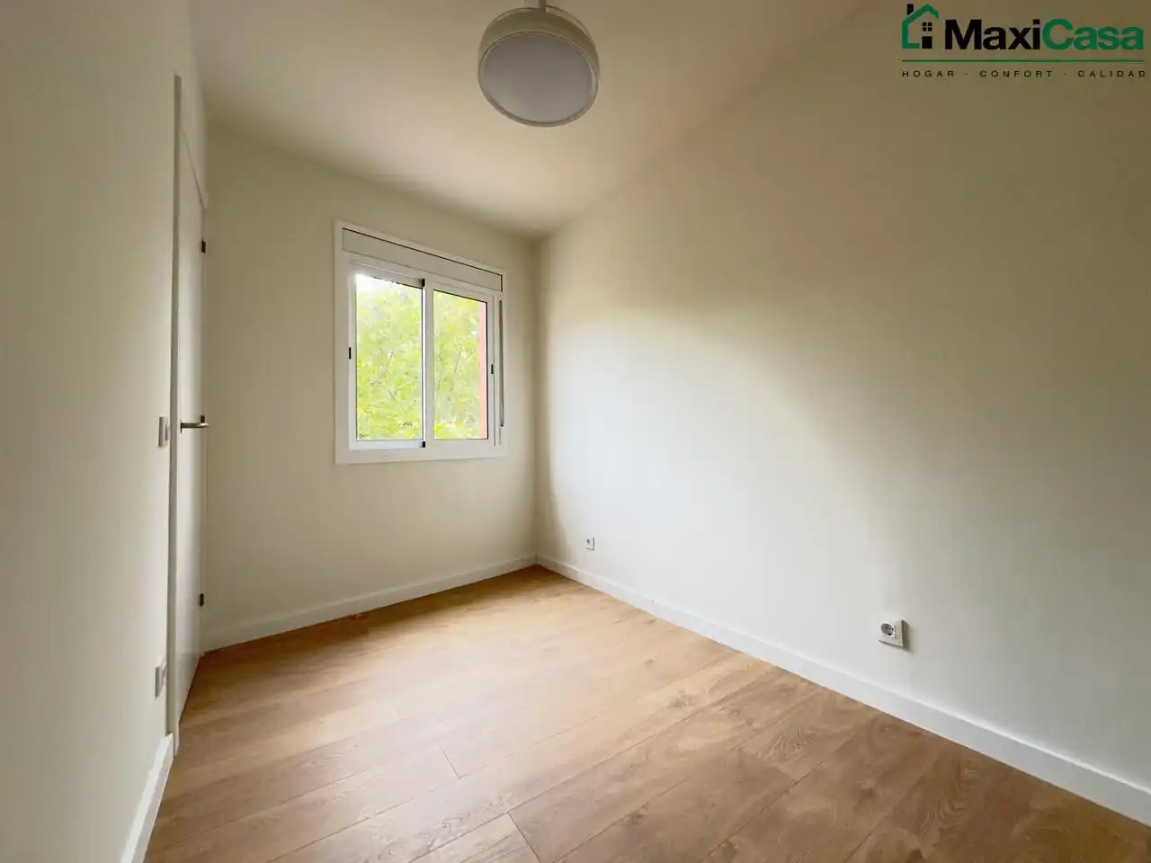 Dormitori de Pis en venda en Barcelona amb Aire condicionat, Parquet i Terrassa