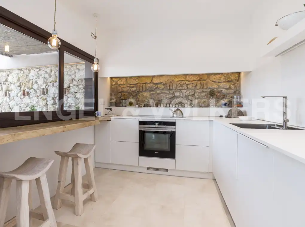 Cocina de Casa adosada de alquiler en Barcelona con Calefacción, Jardín privado y Terraza