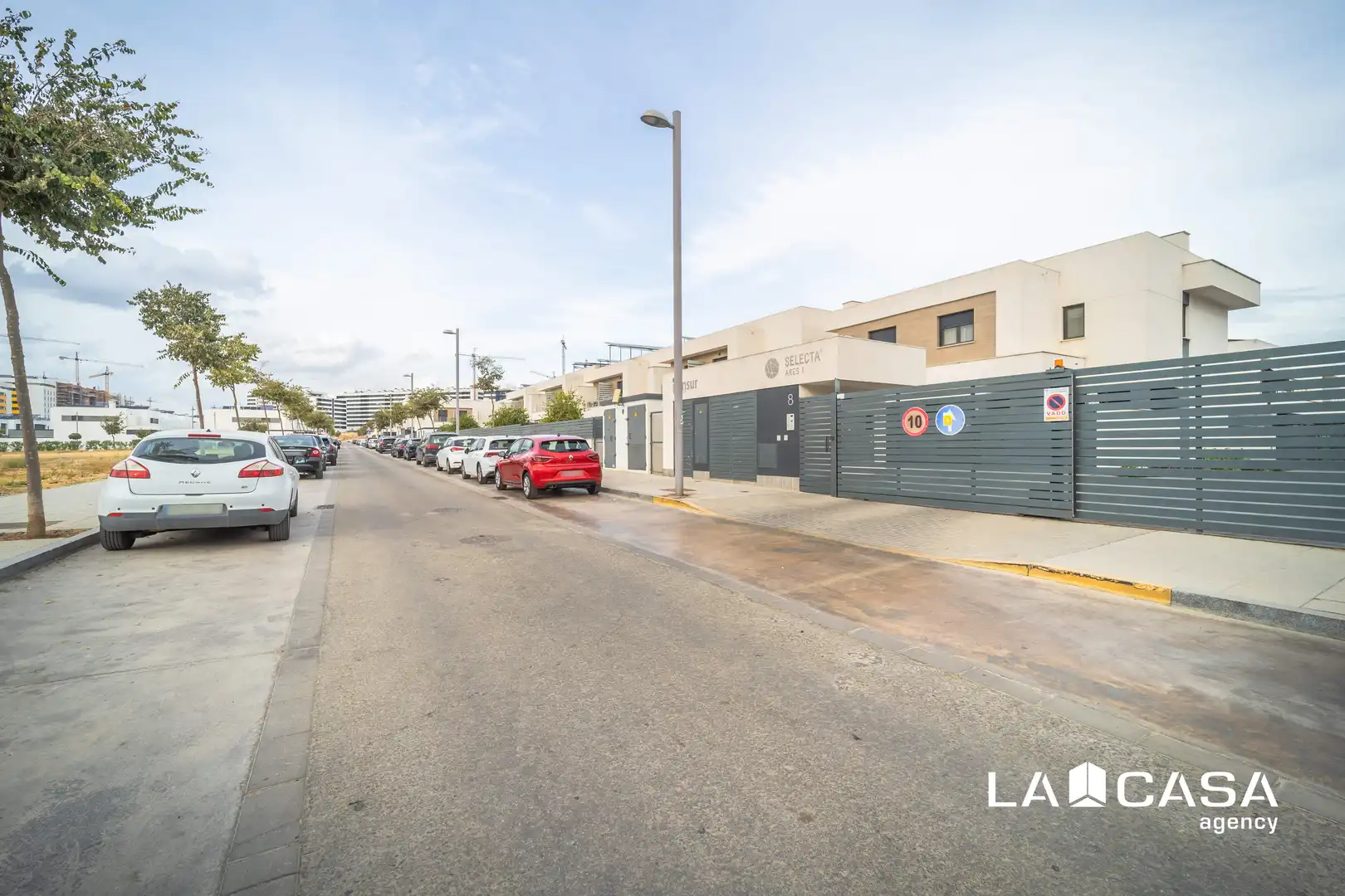 Terraced house with pool for sale in Calle Jose Mejias Salguero, imagen 24