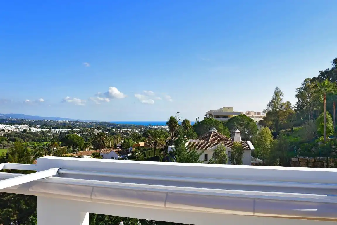 Casa con terraza en venta en Nueva Andalucía, imagen 5