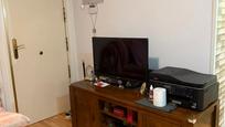 Living room of Flat for sale in  Madrid Capital  with Heating and Storage room