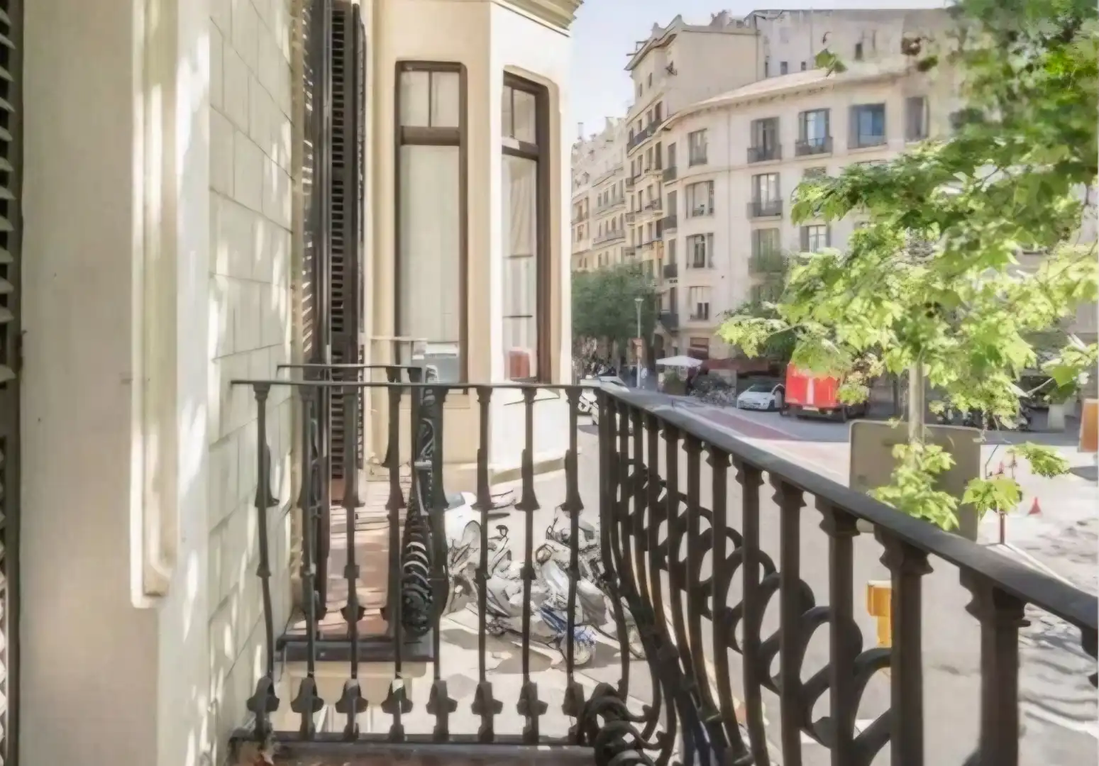 Vista exterior de Piso en venta en Barcelona con Aire acondicionado, Calefacción y Balcón