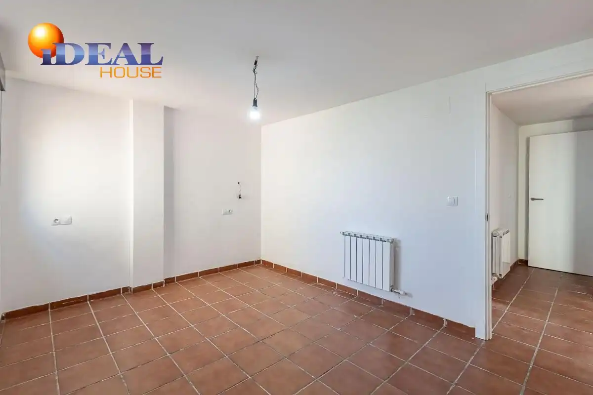 Reihenhaus mit Terrasse zum Verkauf in Calle Calle Majuelo, imagen 28