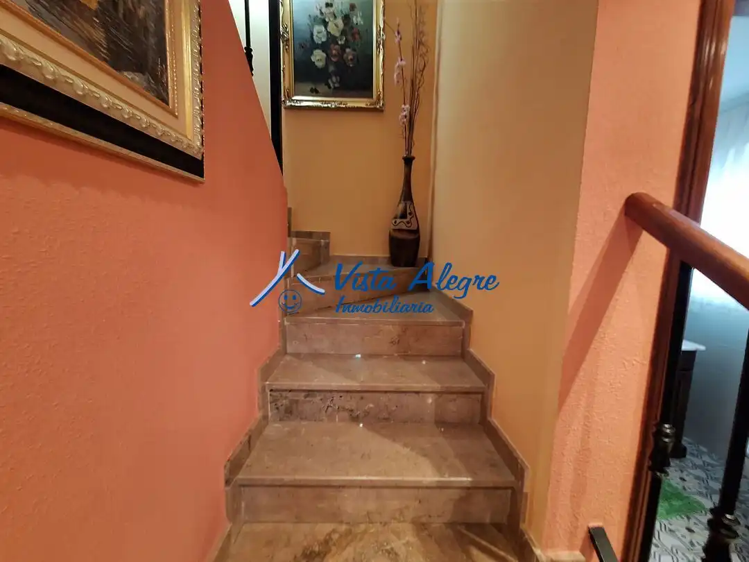 Casa adosada en venta en Casalarreina con Calefacción, Jardín privado y Parquet