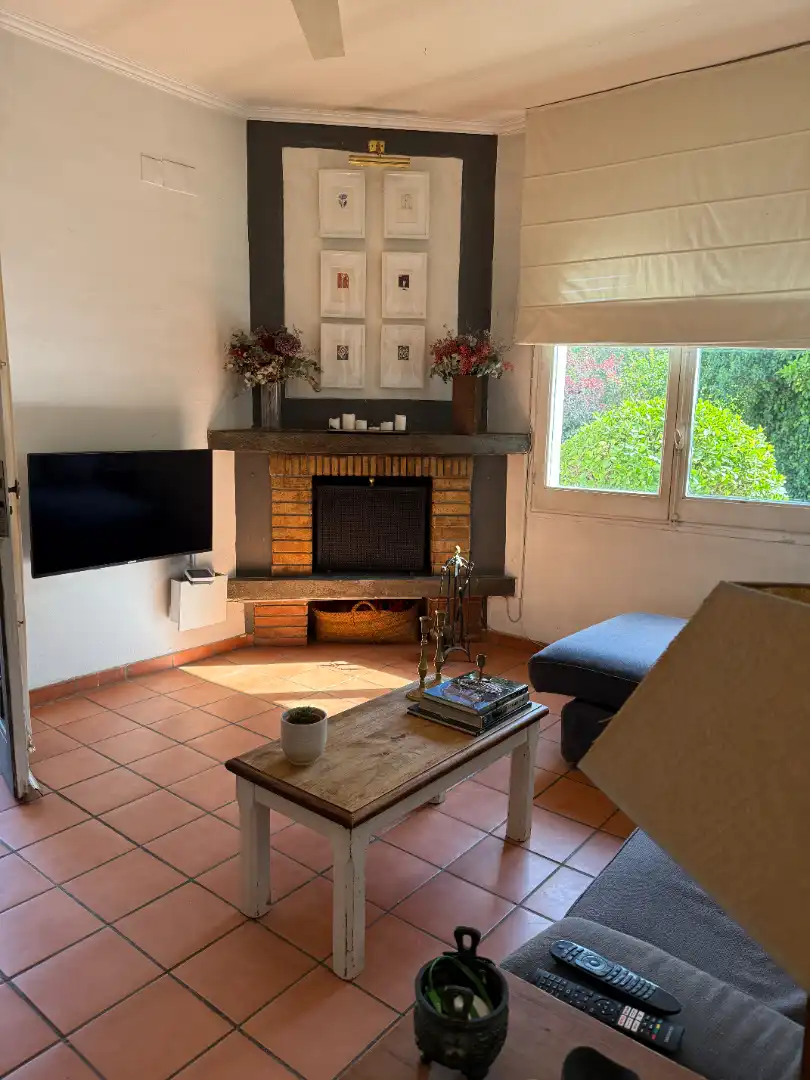 Wohnzimmer von Haus oder Chalet zum Verkauf in Sant Cugat del Vallès mit Privatgarten und Abstellraum